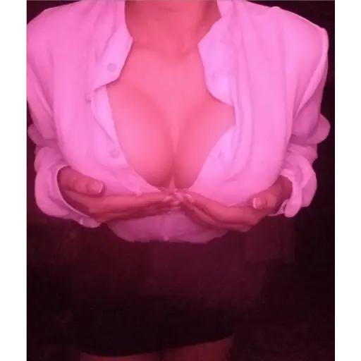 Share my sexy girlfriend  sticker 19