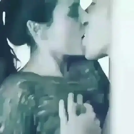 Animated Kissing Stickers sticker 13