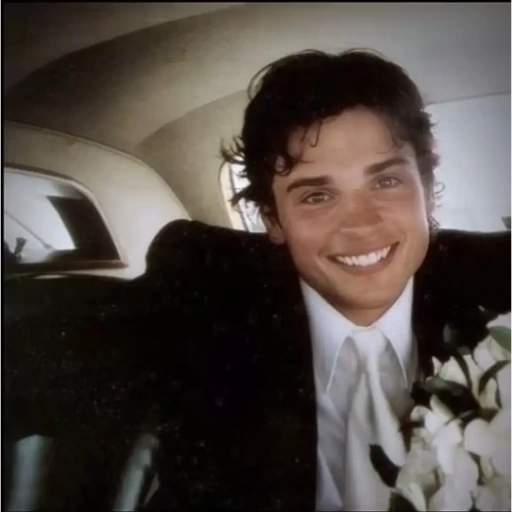 Tom Welling sticker 19