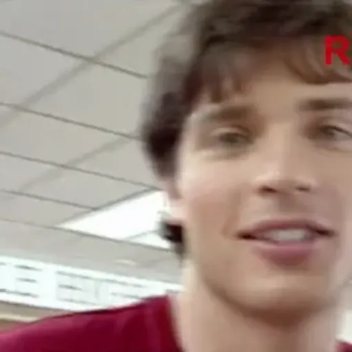 Tom Welling sticker 4