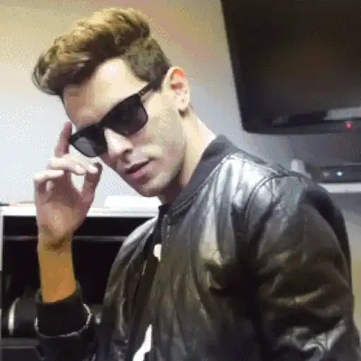 Wud U Just Luk At Dat ! sticker 1